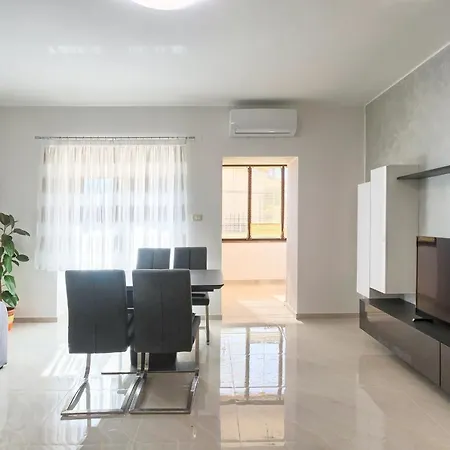 Apartamento Andrea Del Mar *