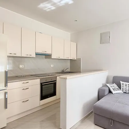 Andrea Del Mar Apartamento *