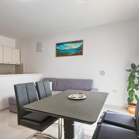 Apartment Andrea Del Mar Pula